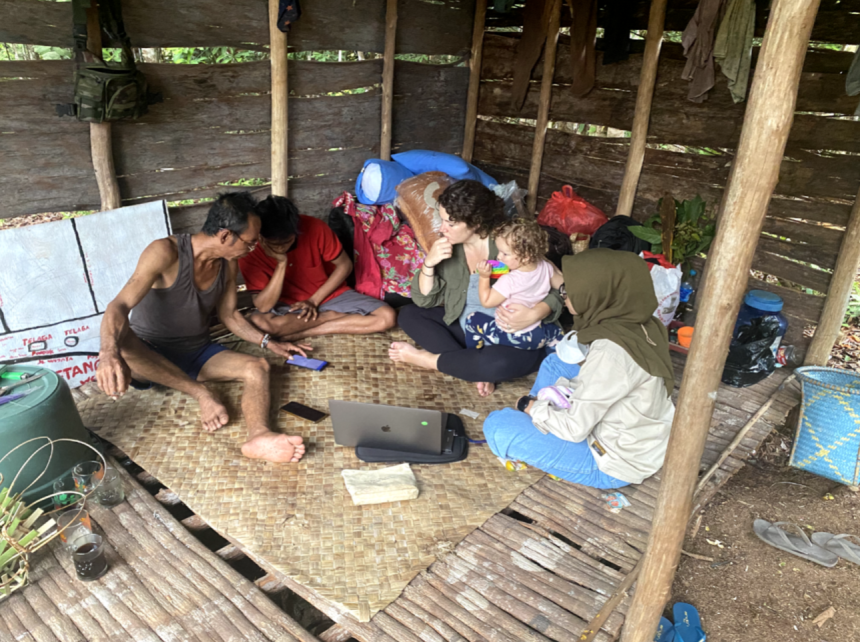 Morrow works with residents of the Kahayan Tengah subdistrict to map changes in primate presence over time.