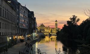 Bronwyn Matlick: Riverside view of Oradea, Romania